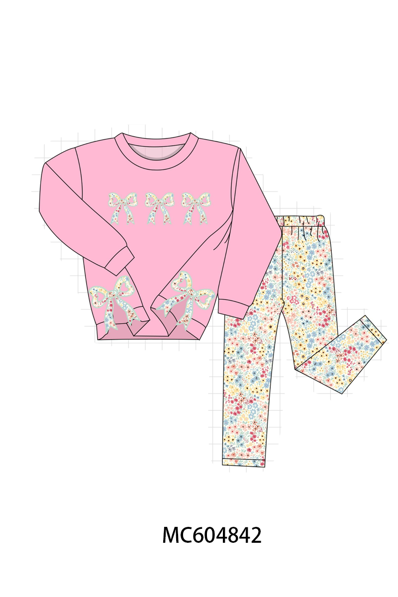  Aaria Tees