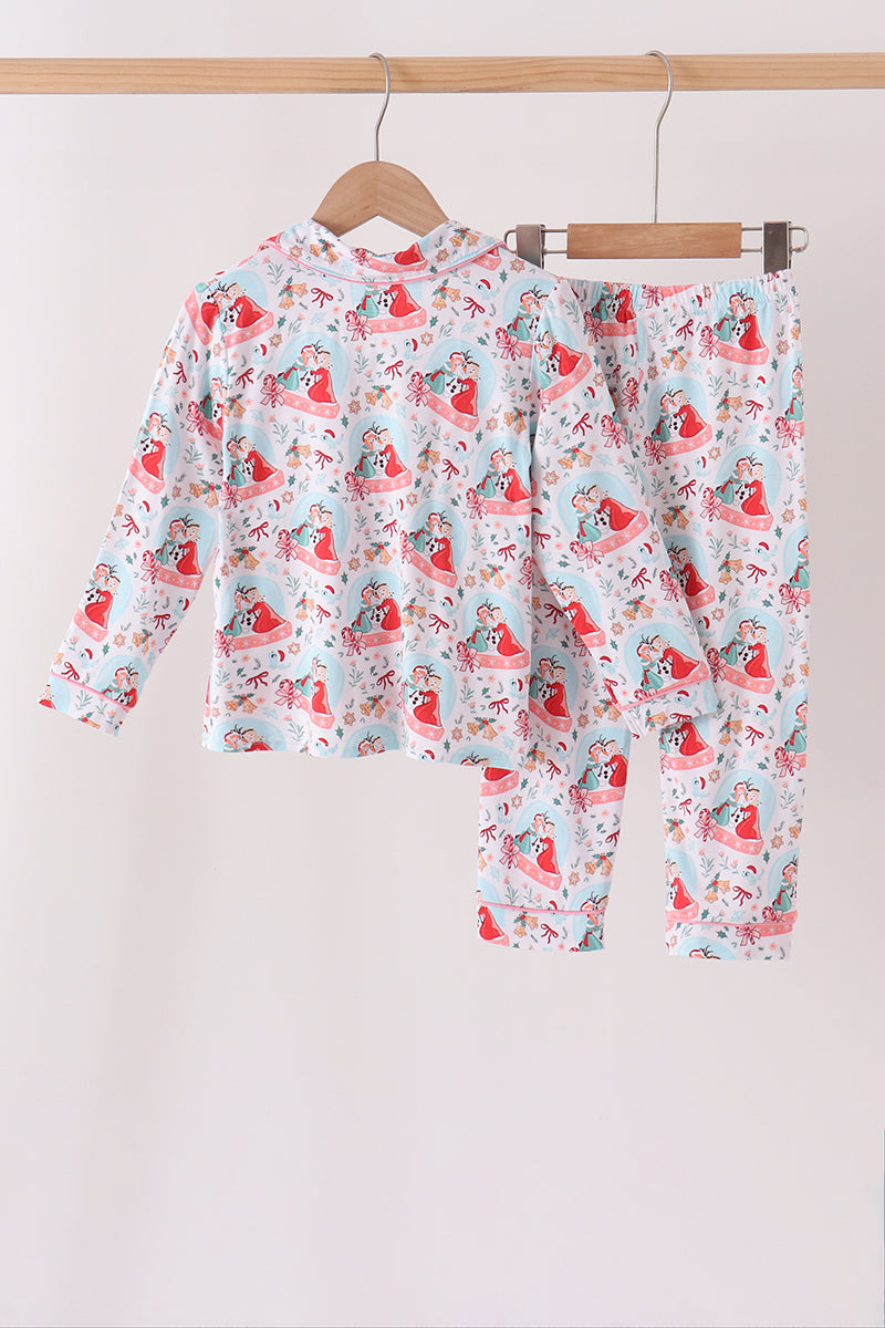  Aaria Tees