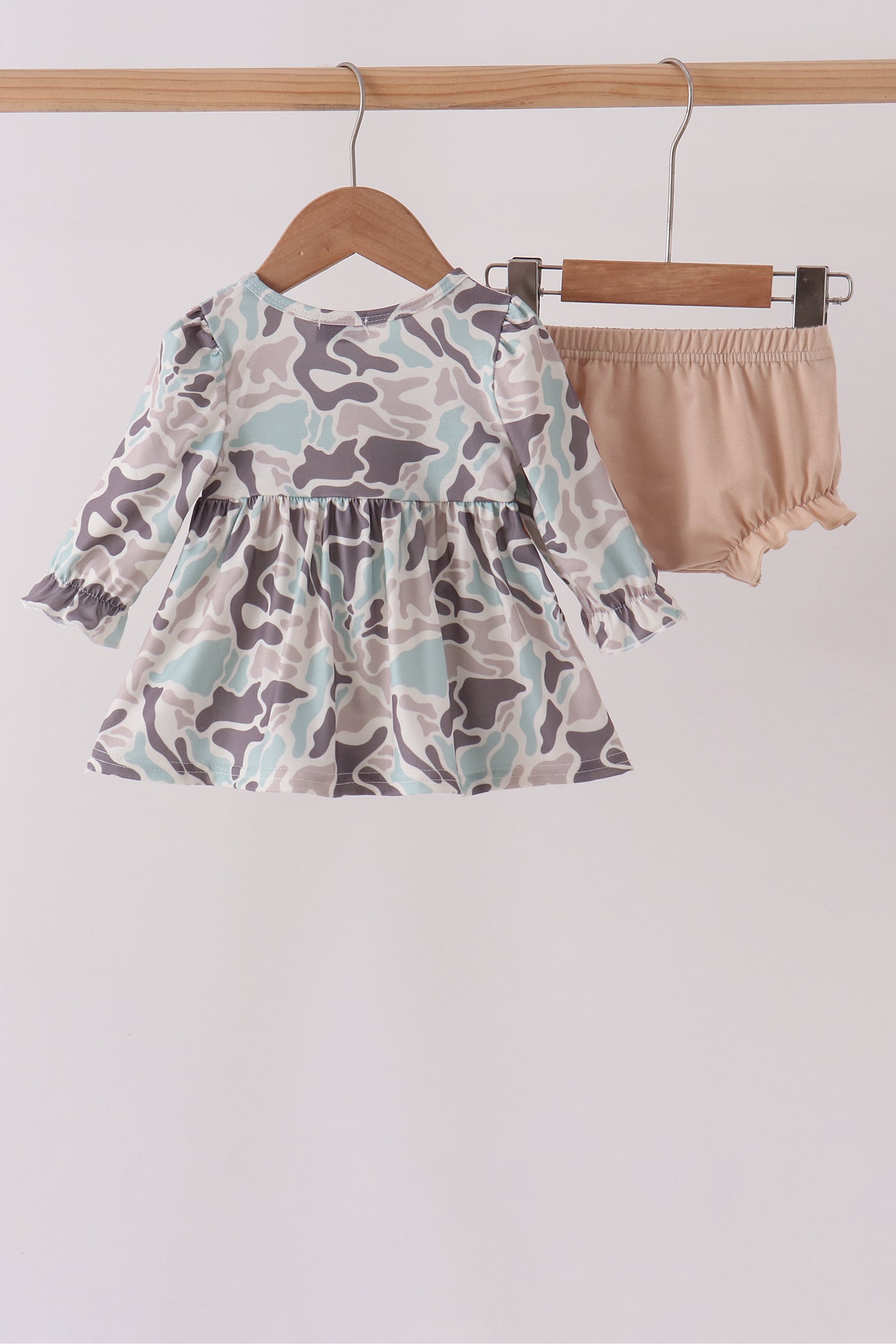 Hunting Deer Embroidery Bloomer Set - Aaria Tees Aaria Tees