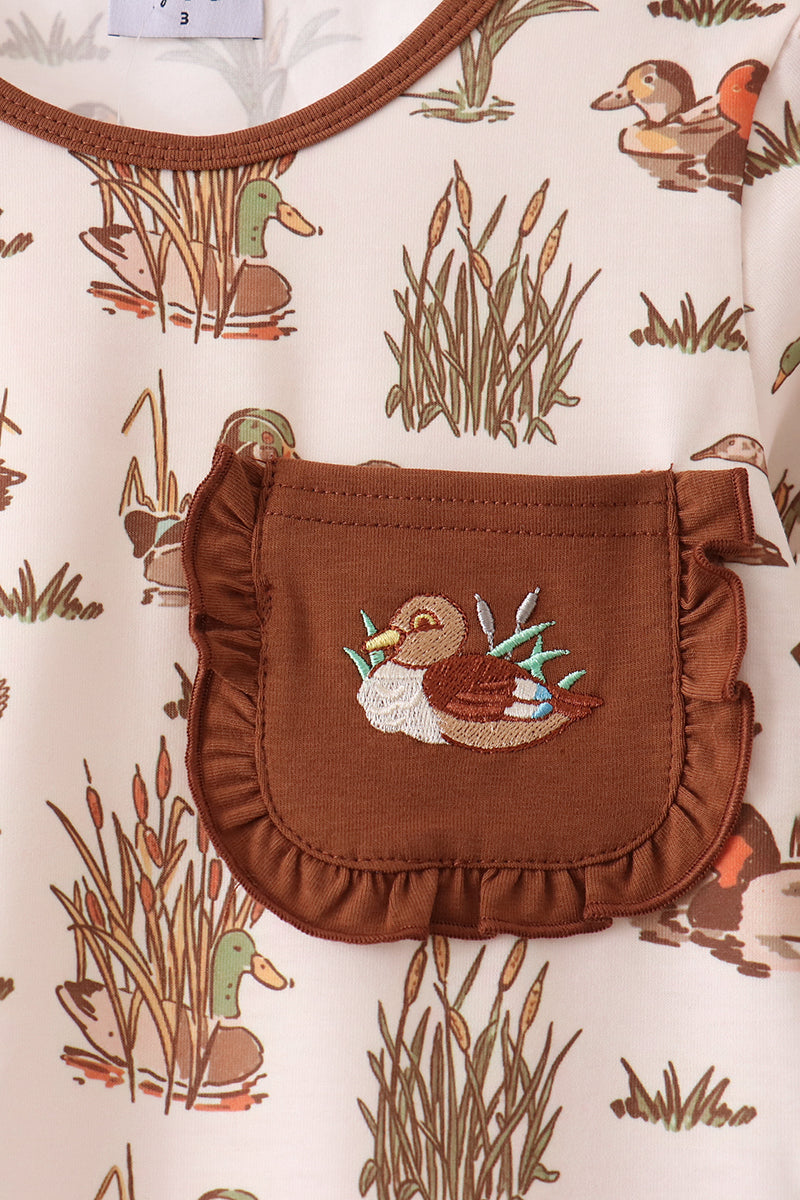 Brown Duck Embroidery Ruffle Pants Set - Aaria Tees Aaria Tees