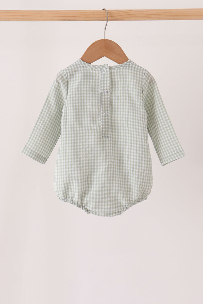  Aaria Tees