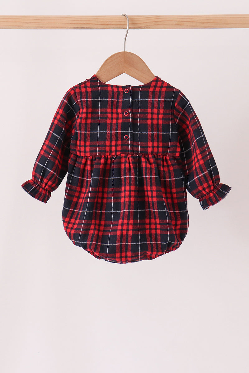  Aaria Tees
