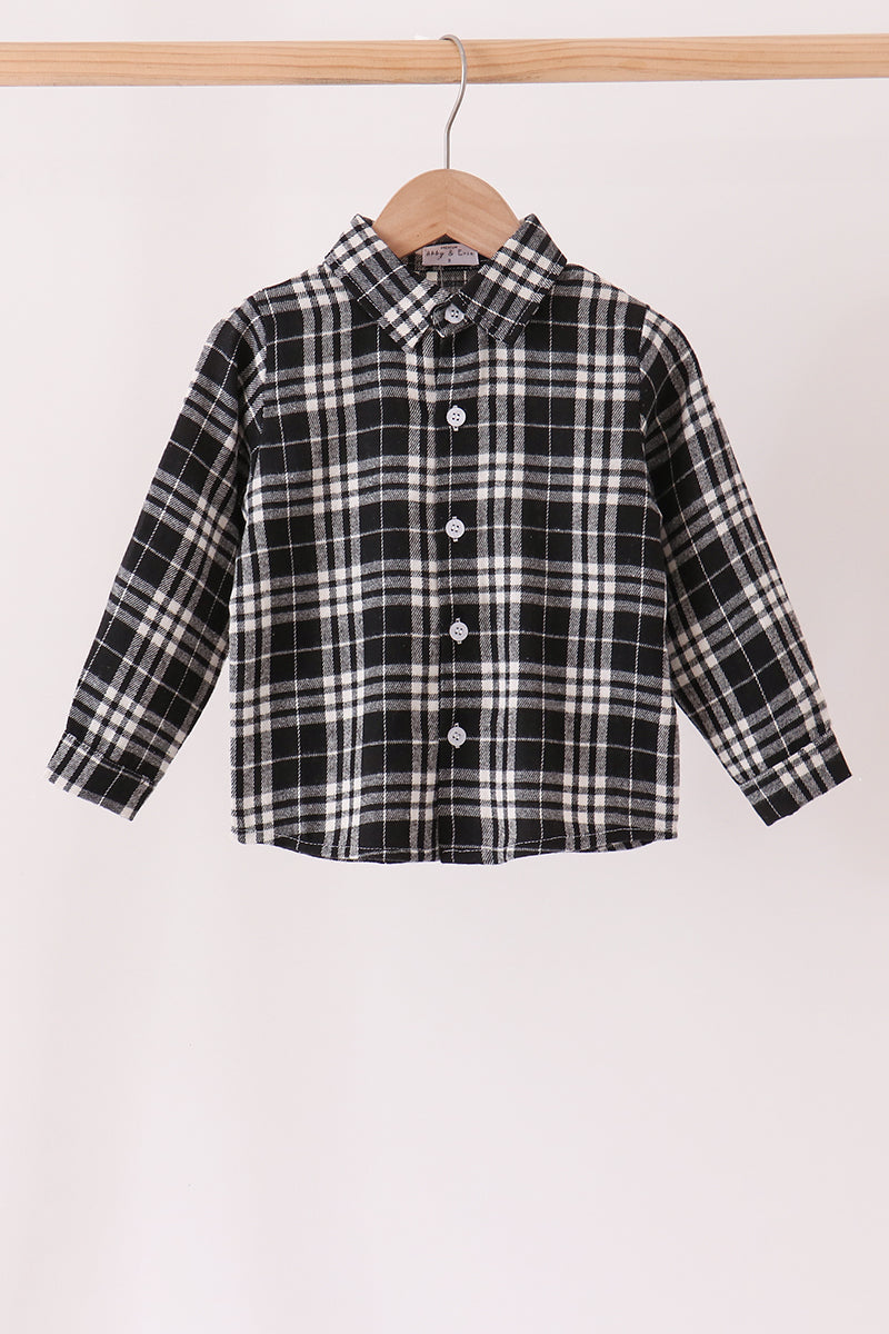  Aaria Tees