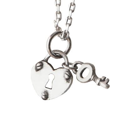 Key to My Heart Pewter Necklace - Aaria Tees Aaria Tees