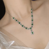 Women's Retro Fashion Suit Emerald Full Diamond Simple High Necklaces Aaria Tees