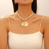 Women's Exaggerated Personalized Vacation Style Shell Simple Necklaces Aaria Tees