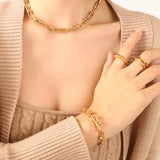 Hip Hop Trend Fashion Design U-shaped Vachette Clasp Personalized Light Necklaces Aaria Tees