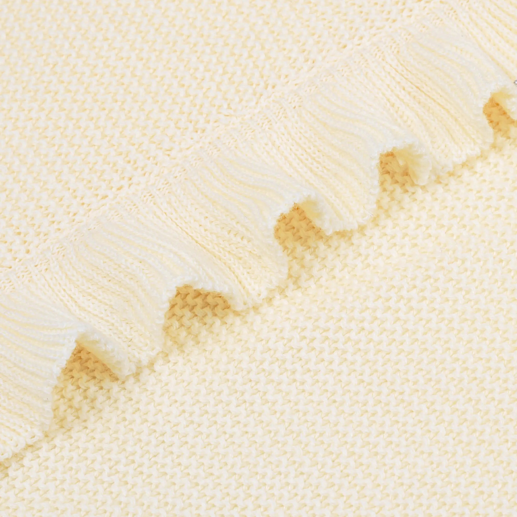 Ruffled Edge Knit Baby Blanket in Cream - Aaria Tees Aaria Tees
