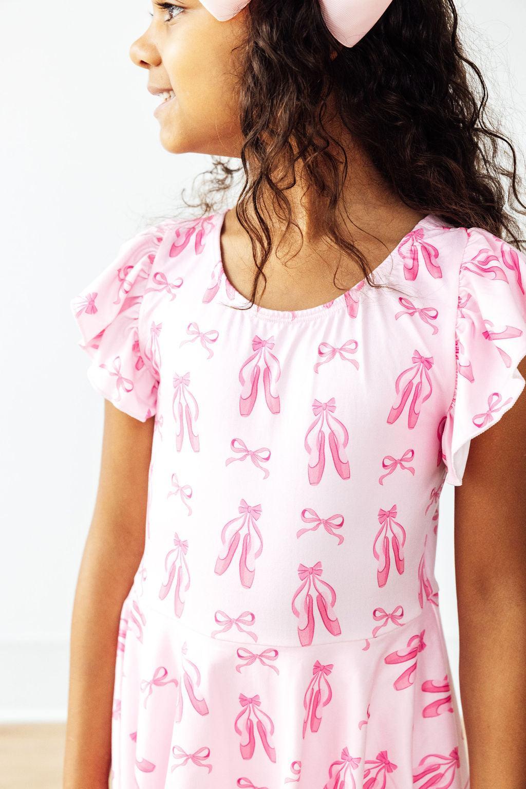 Twirling en Pointe S/S Twirl Leotard - Aaria Tees Aaria Tees