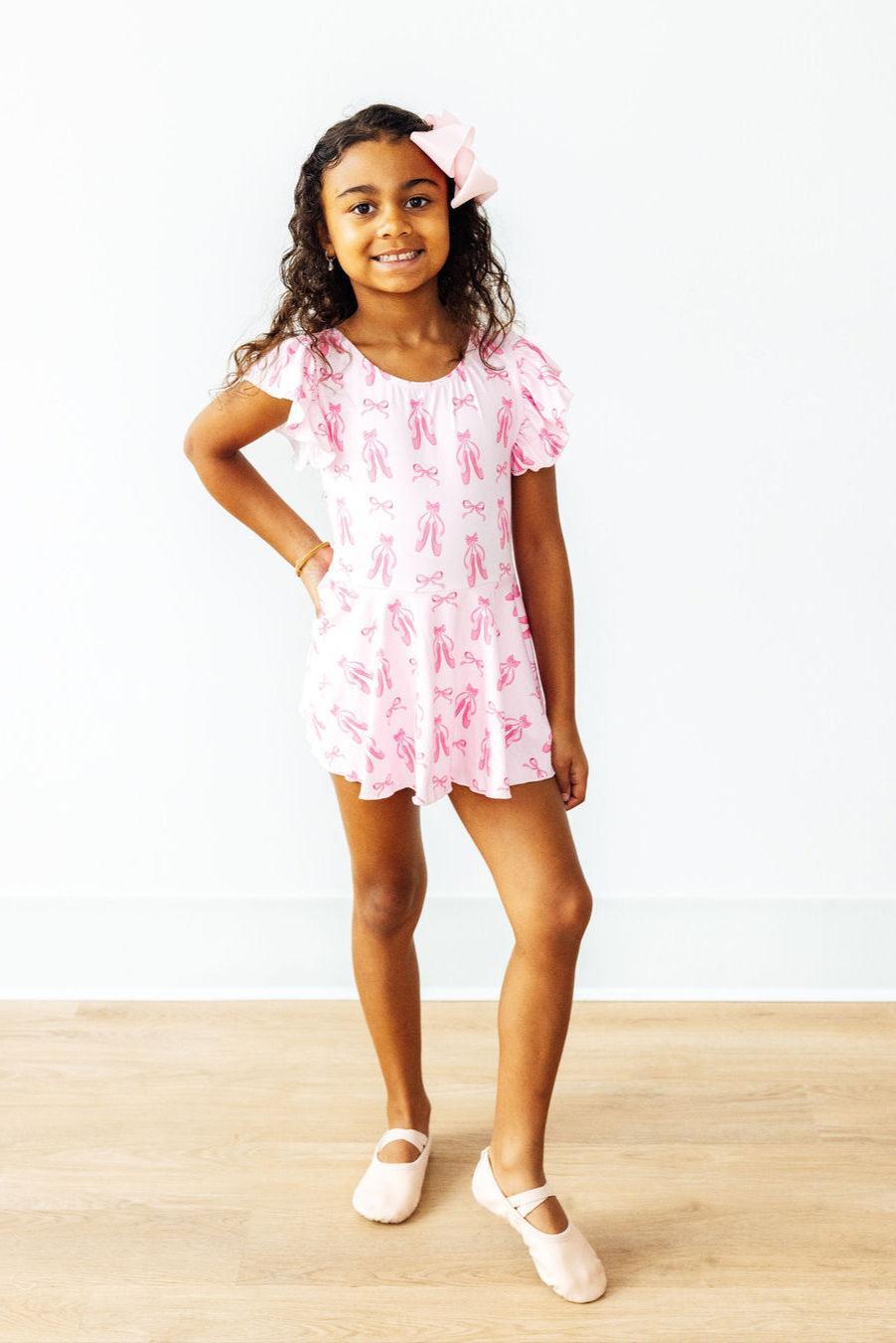 Twirling en Pointe S/S Twirl Leotard - Aaria Tees Aaria Tees