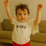 graphic tee | xoxo - Aaria Tees Aaria Tees