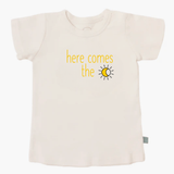 graphic tee | here comes the sun - Aaria Tees Aaria Tees