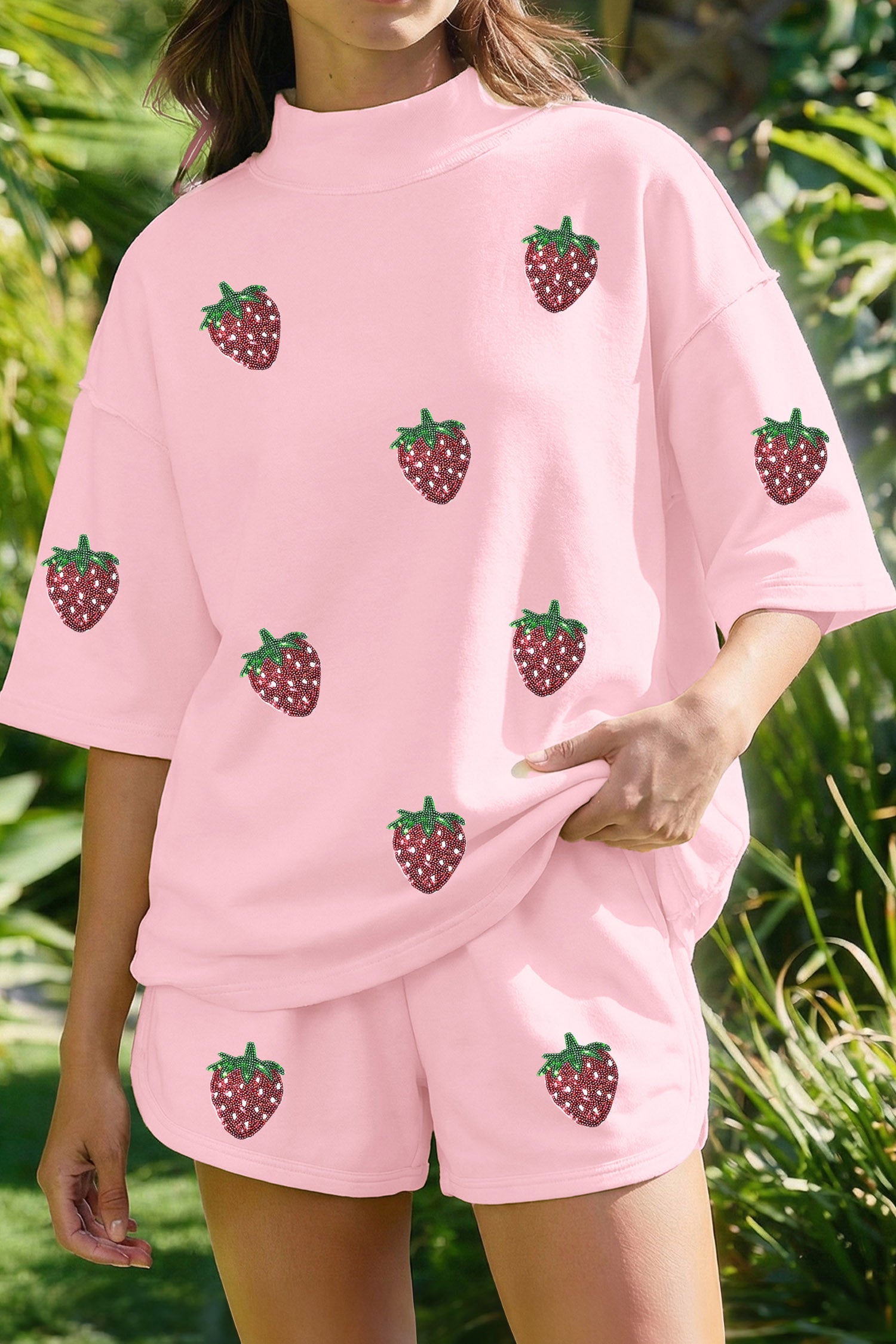  Aaria Tees