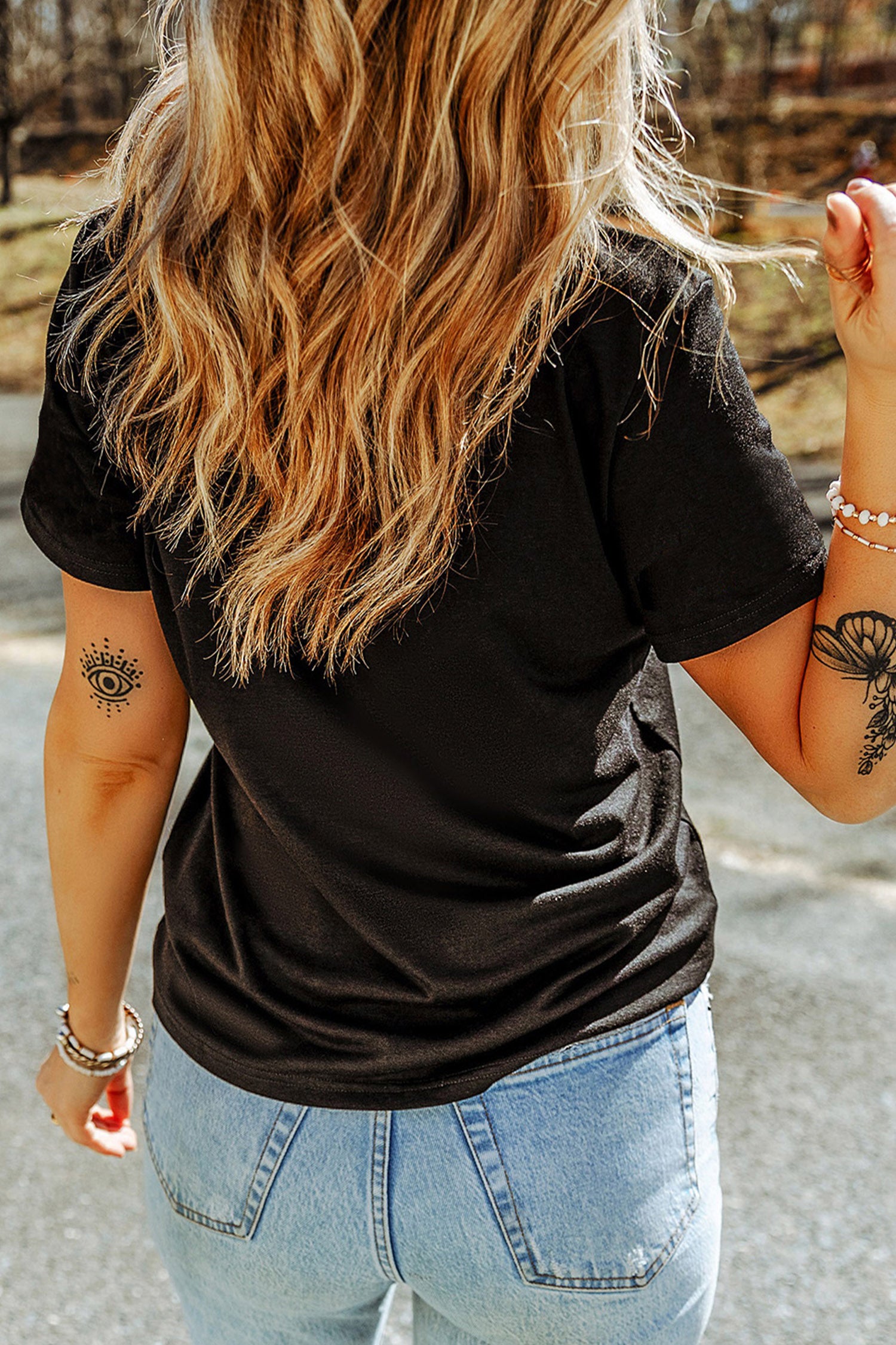  Aaria Tees