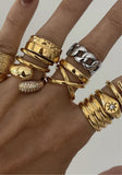 Abby Chain Ring Aaria Tees