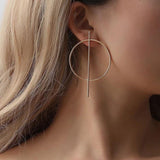 Alex Bar Earring Aaria Tees