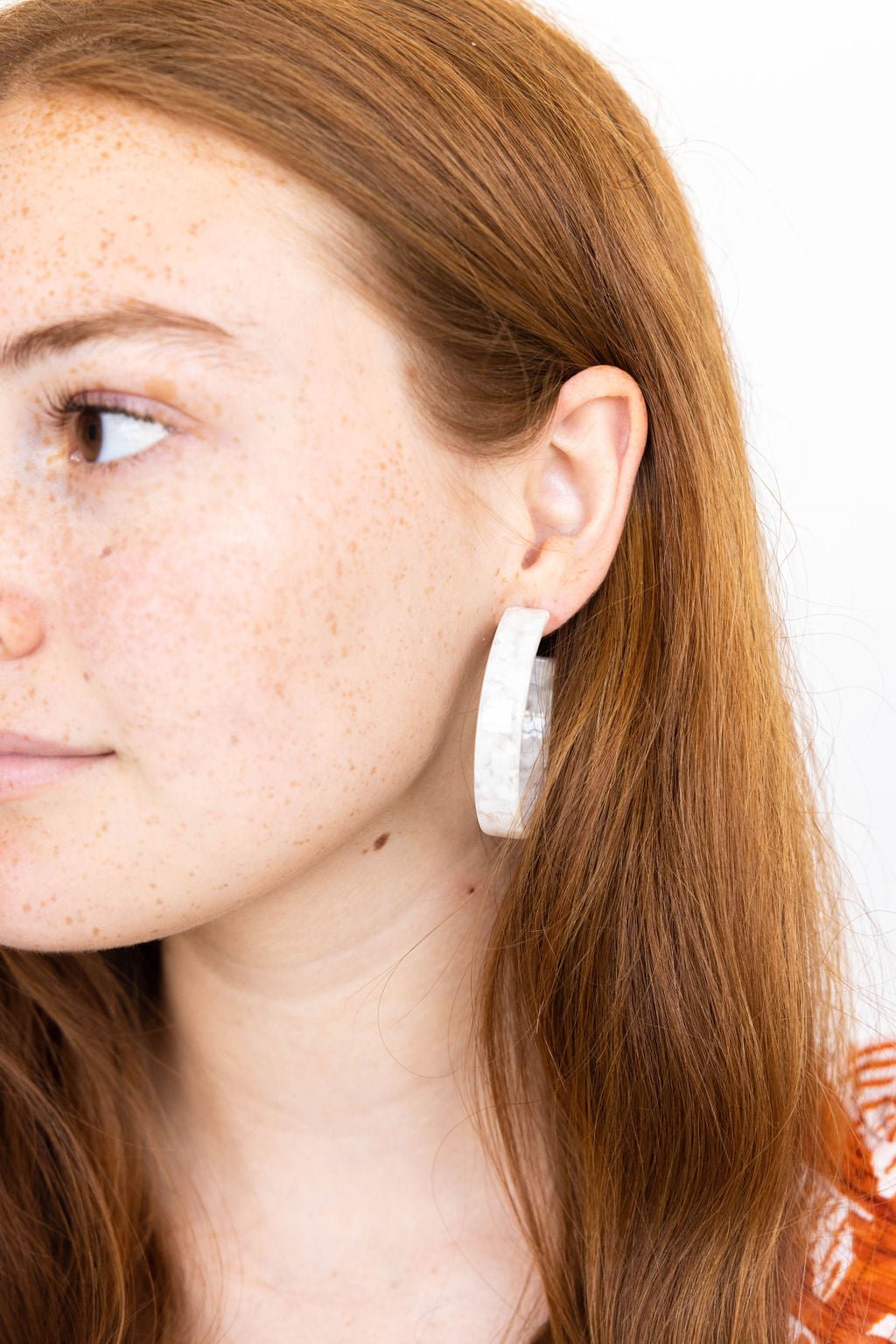 Ashley Medium Hoop Earrings - White Shell - Aaria Tees Aaria Tees