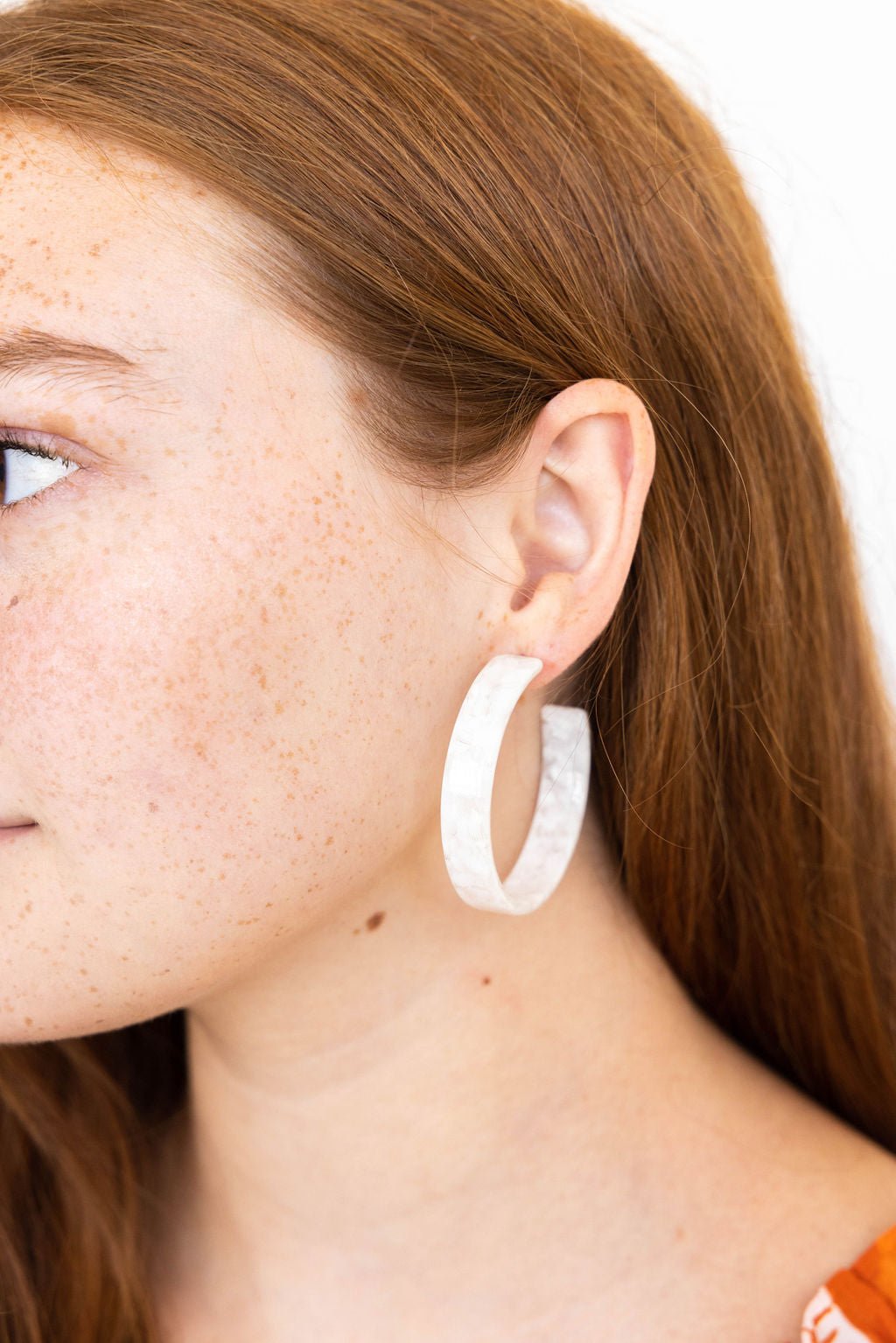 Ashley Medium Hoop Earrings - White Shell - Aaria Tees Aaria Tees