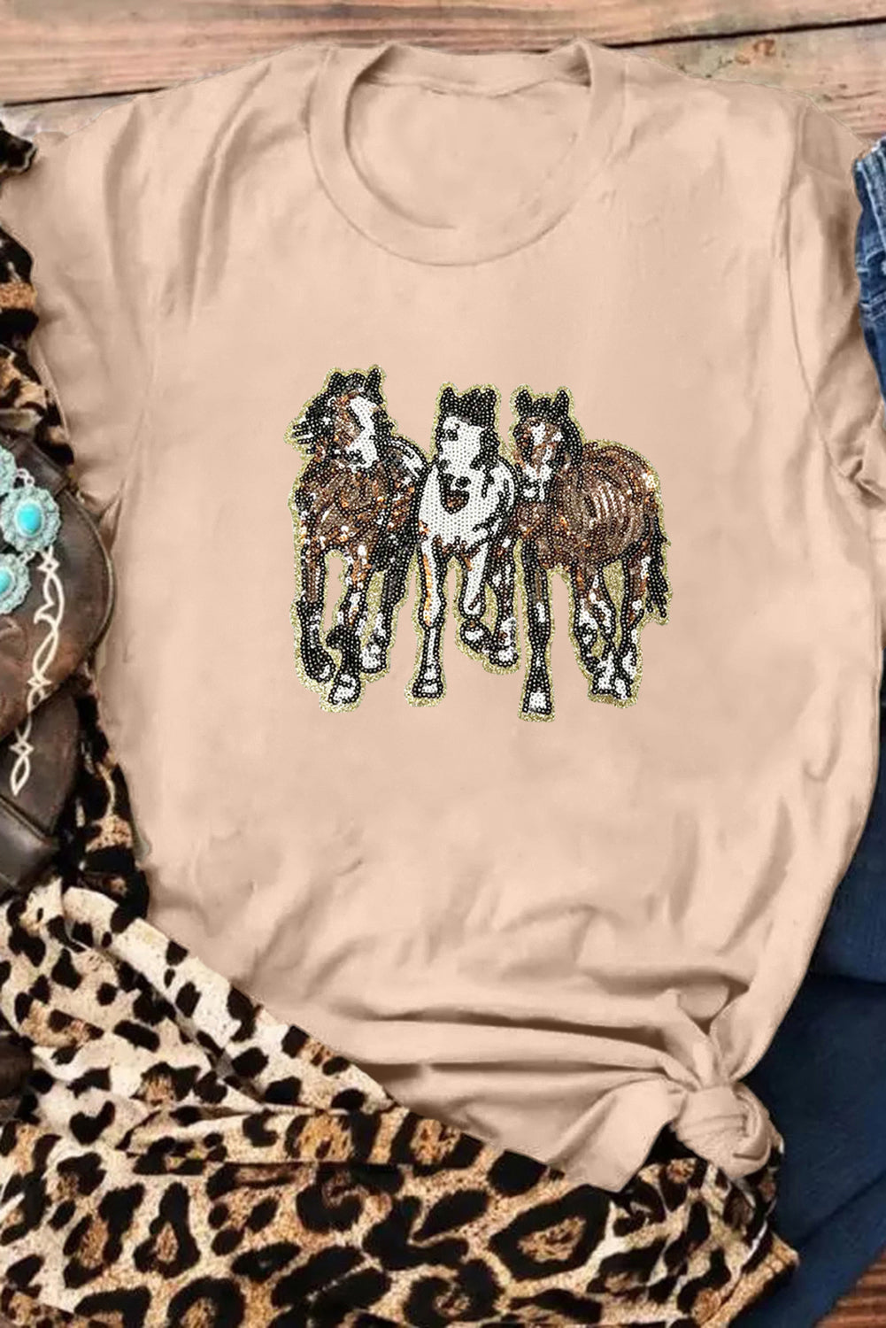  Aaria Tees