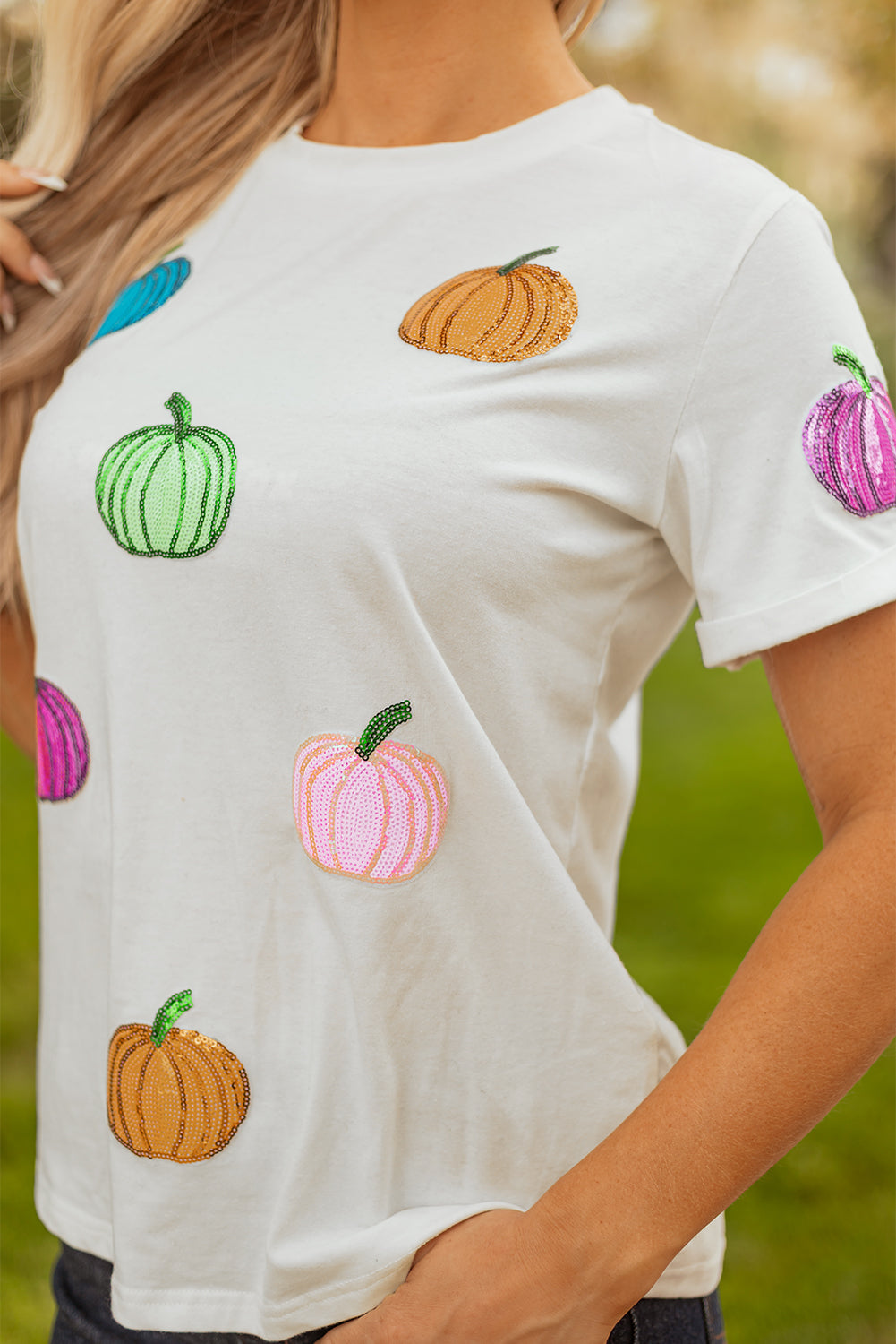  Aaria Tees