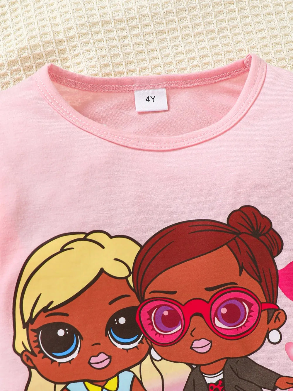  Aaria Tees