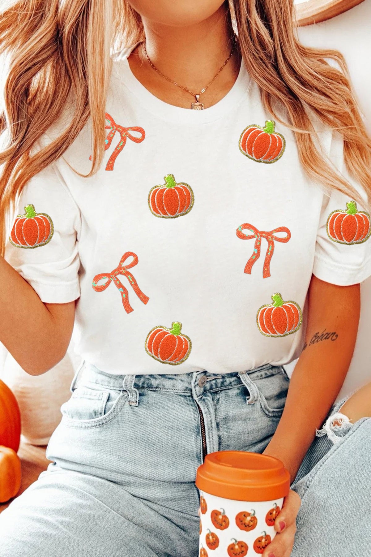 White Sequin Chenille Pumpkin Bow Pattern Casual Short T Shirt - Aaria Tees