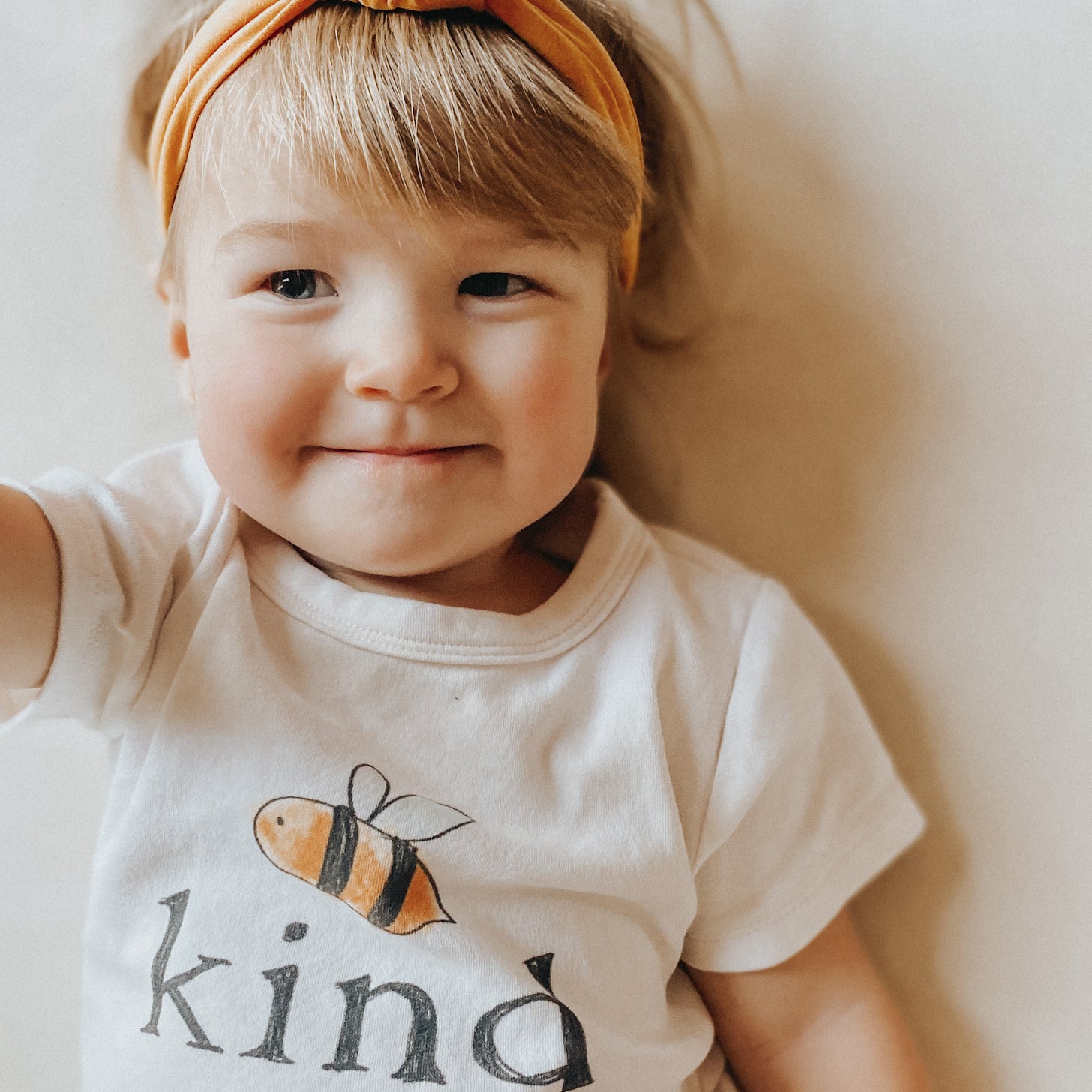 graphic tee | bumble bee kind - Aaria Tees Aaria Tees