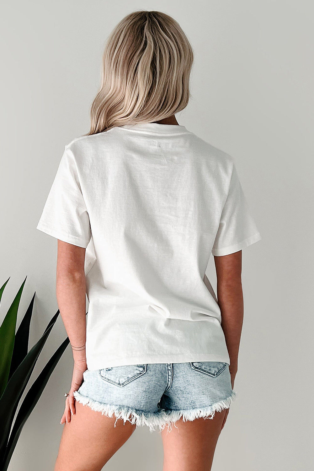  Aaria Tees
