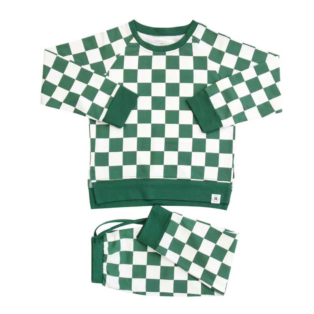  Aaria Tees