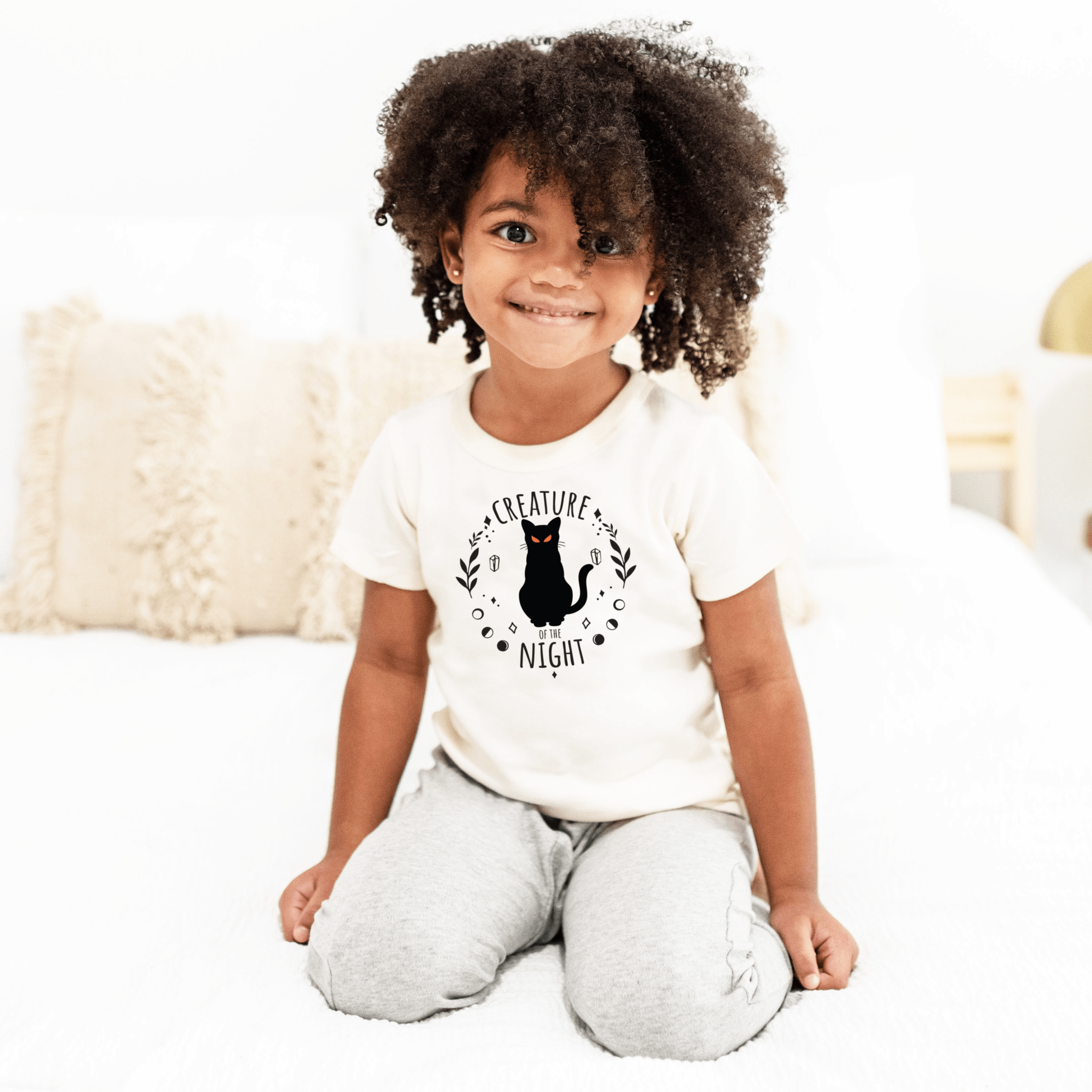 graphic tee | creature of the night - Aaria Tees Aaria Tees