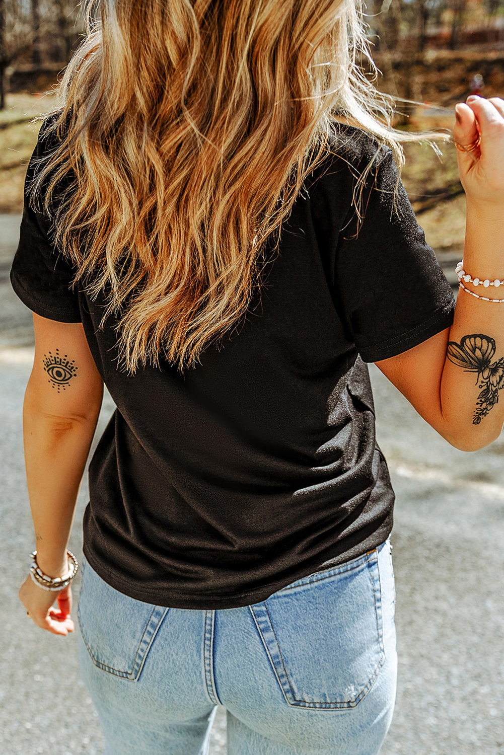 Black Rhinestone XOXO Heart Graphic Crewneck Tee - Aaria Tees Aaria Tees