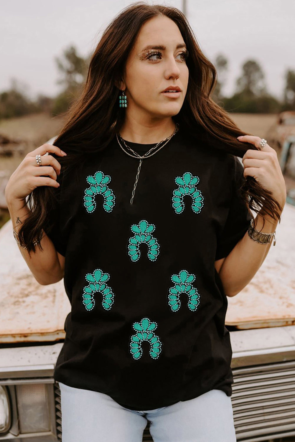  Aaria Tees