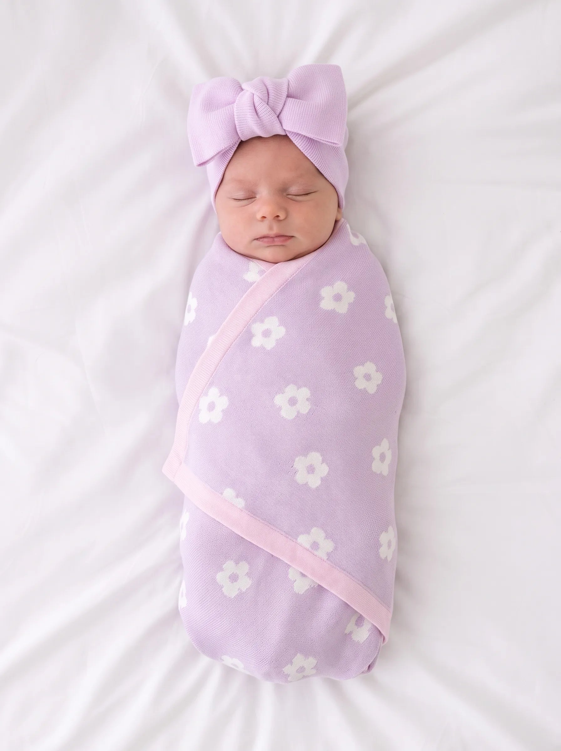 Daisy Jacquard Knit Baby Blanket - Aaria Tees Aaria Tees