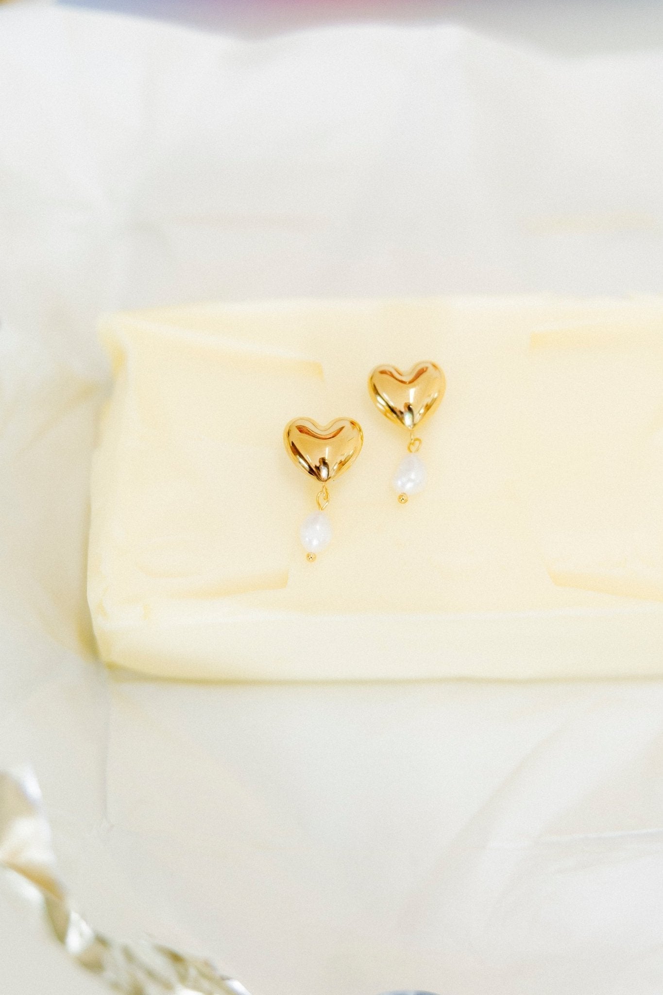 Dani Dangle Heart Earrings - Aaria Tees Aaria Tees