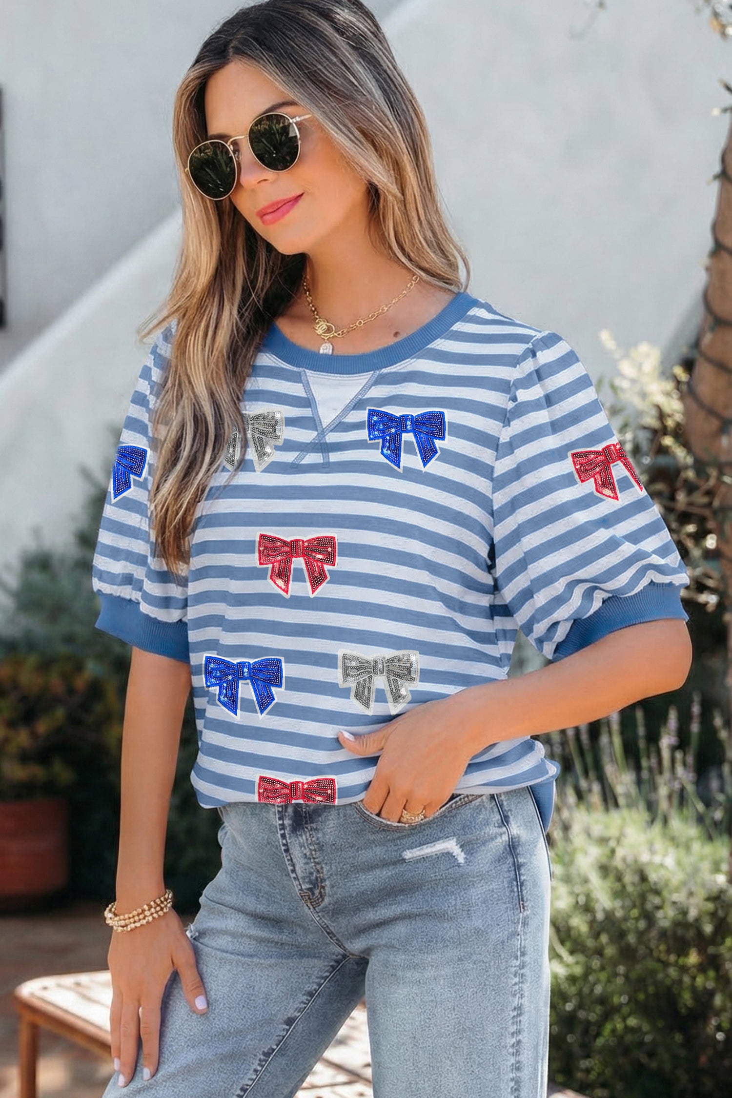  Aaria Tees