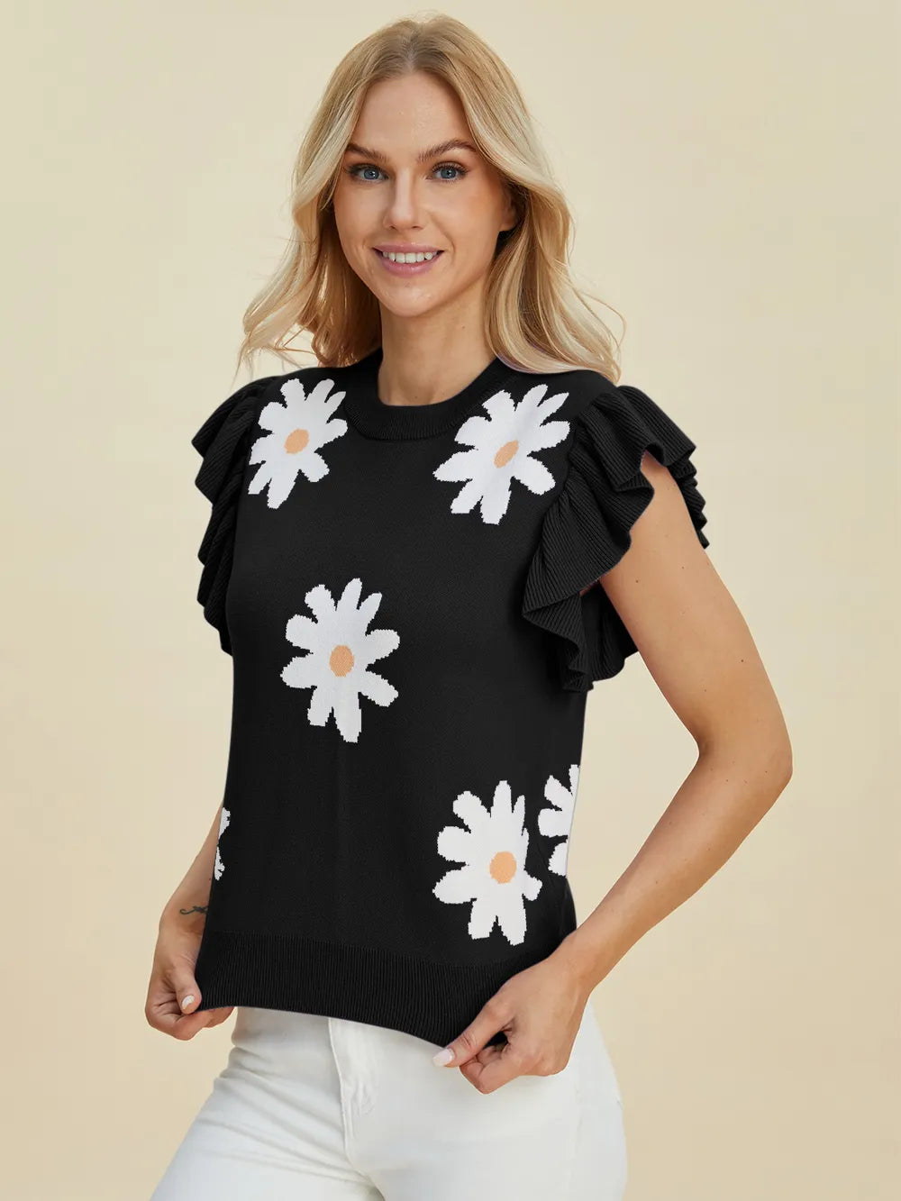 e0907cb0-9424-4978-8140-dab7fe7a3f5c-Max Aaria Tees