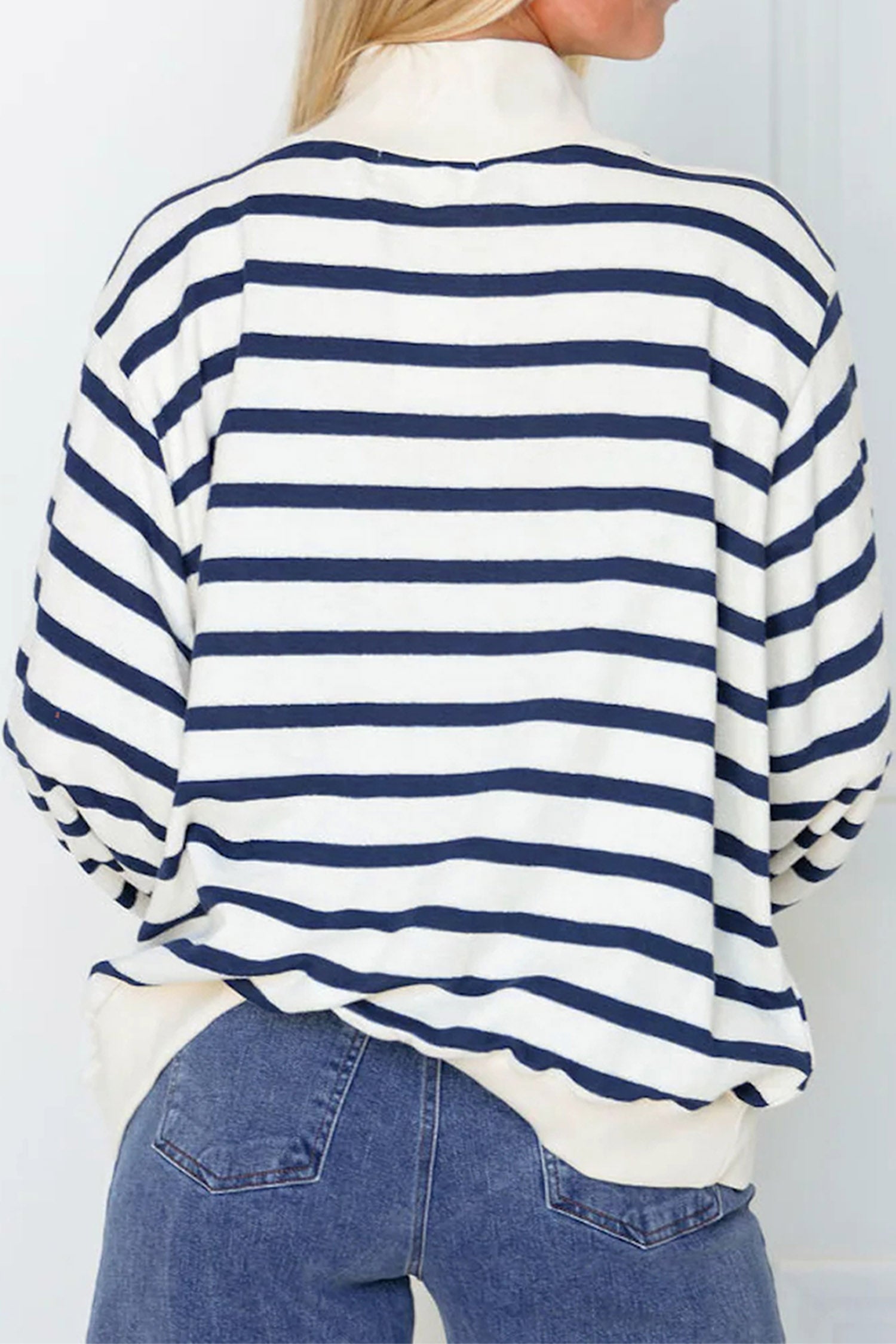  Aaria Tees