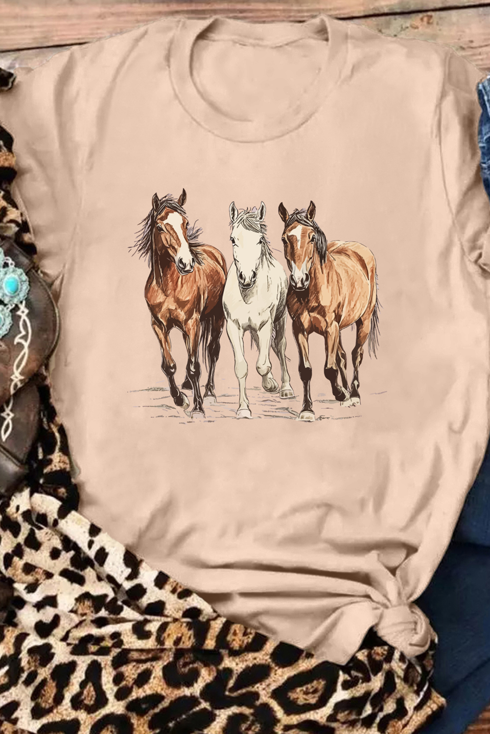  Aaria Tees