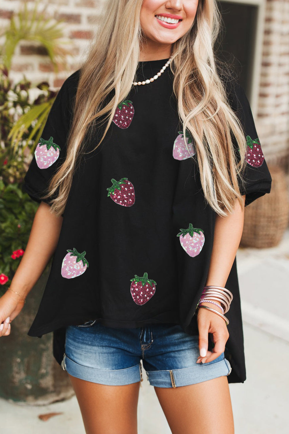  Aaria Tees