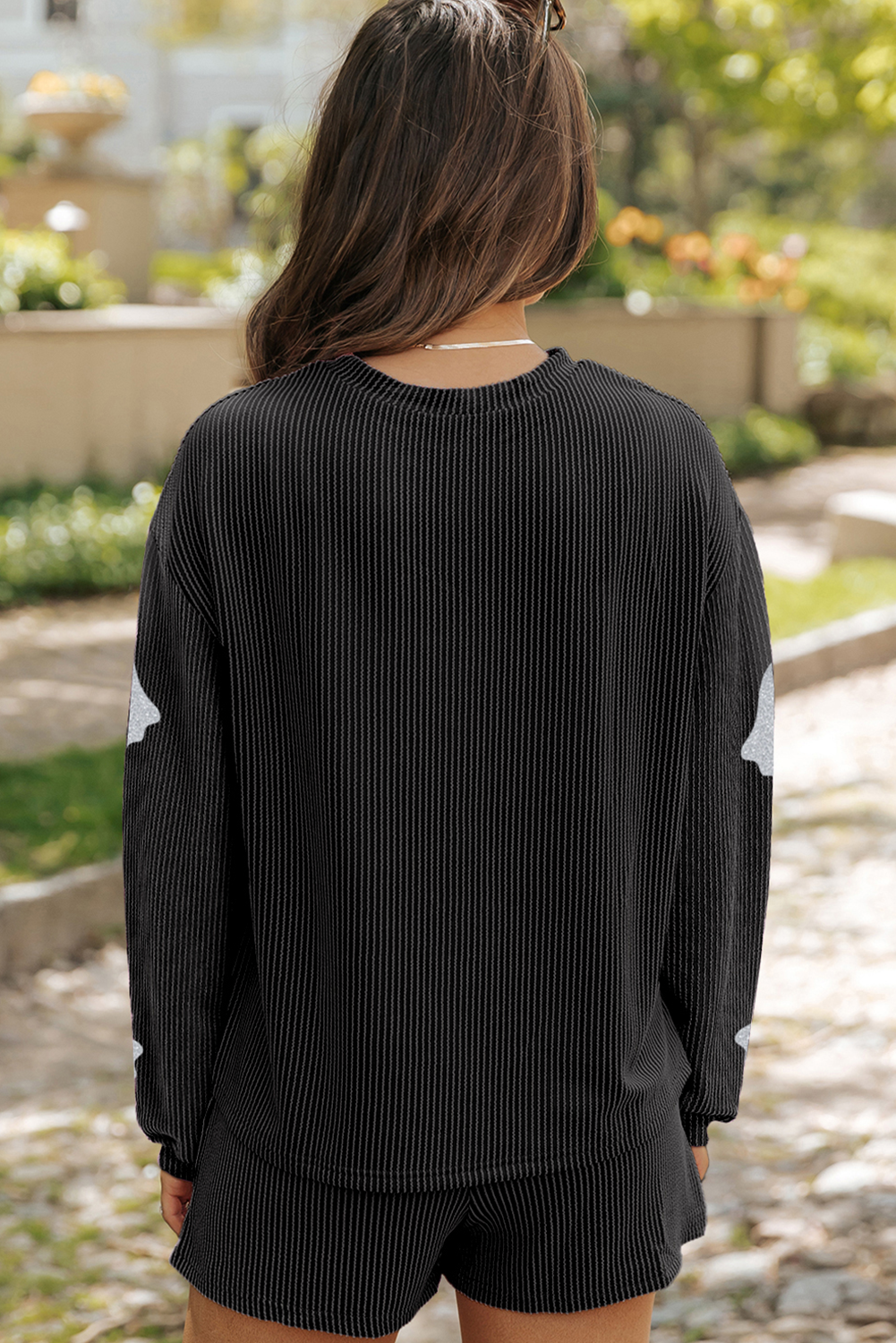  Aaria Tees