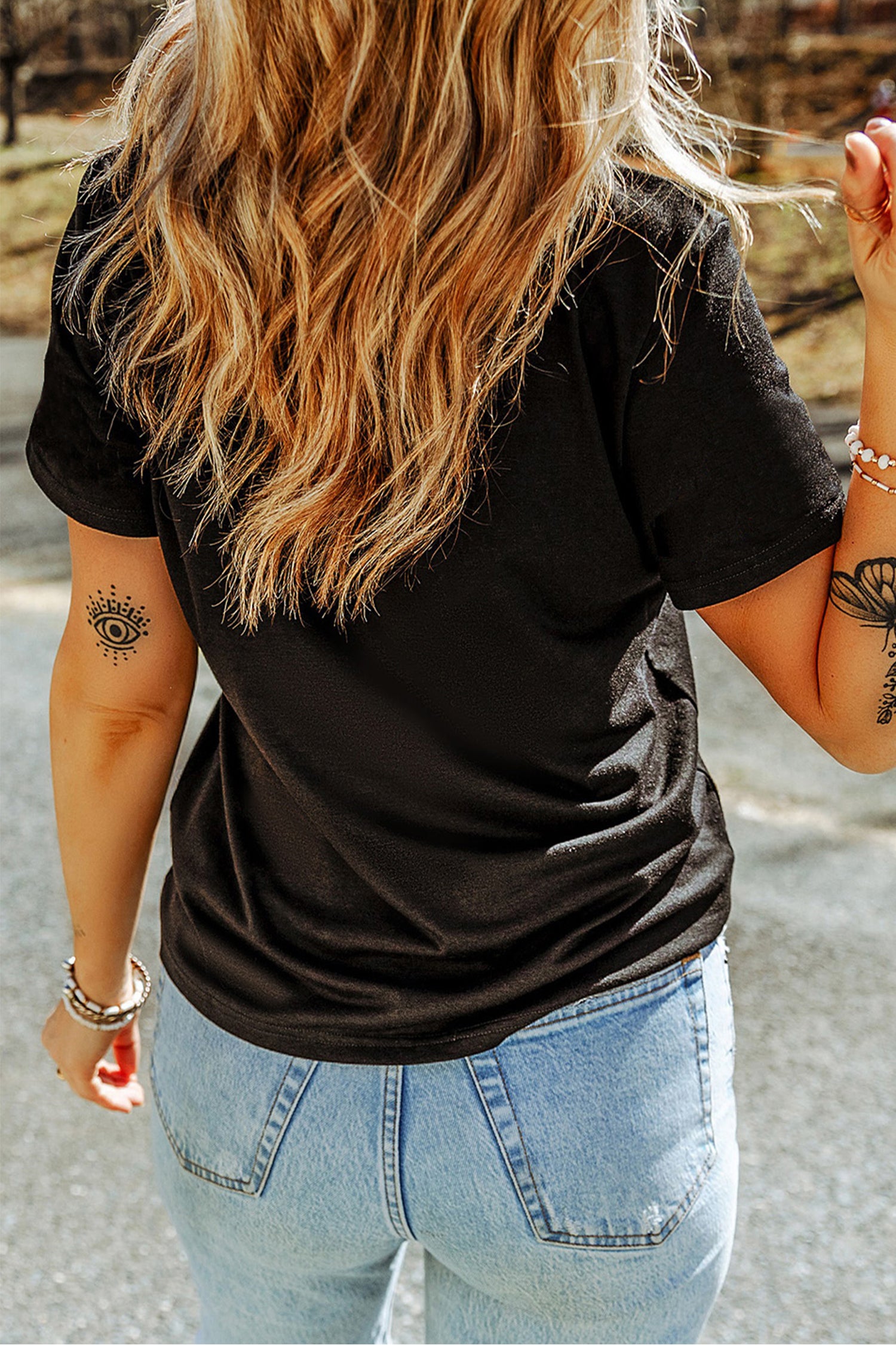  Aaria Tees