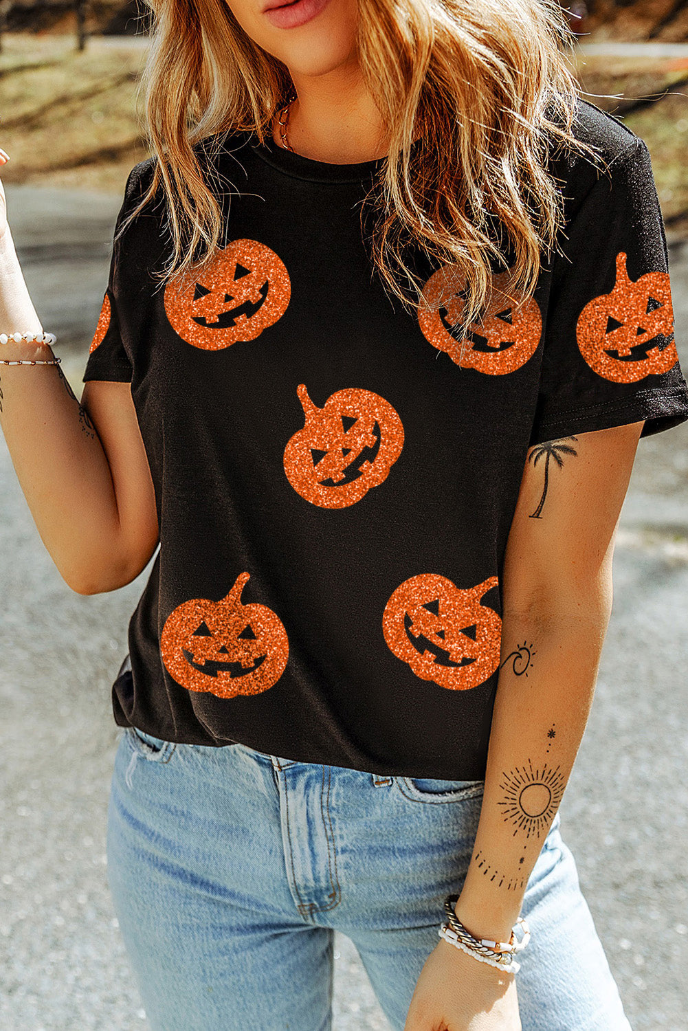 Black Glittering Pumpkin Face Graphic Crewneck Halloween T Shirt - Aaria Tees Aaria Tees
