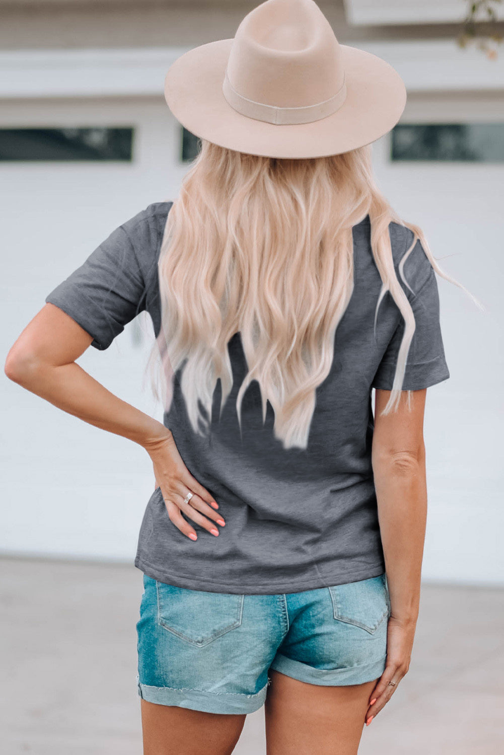  Aaria Tees