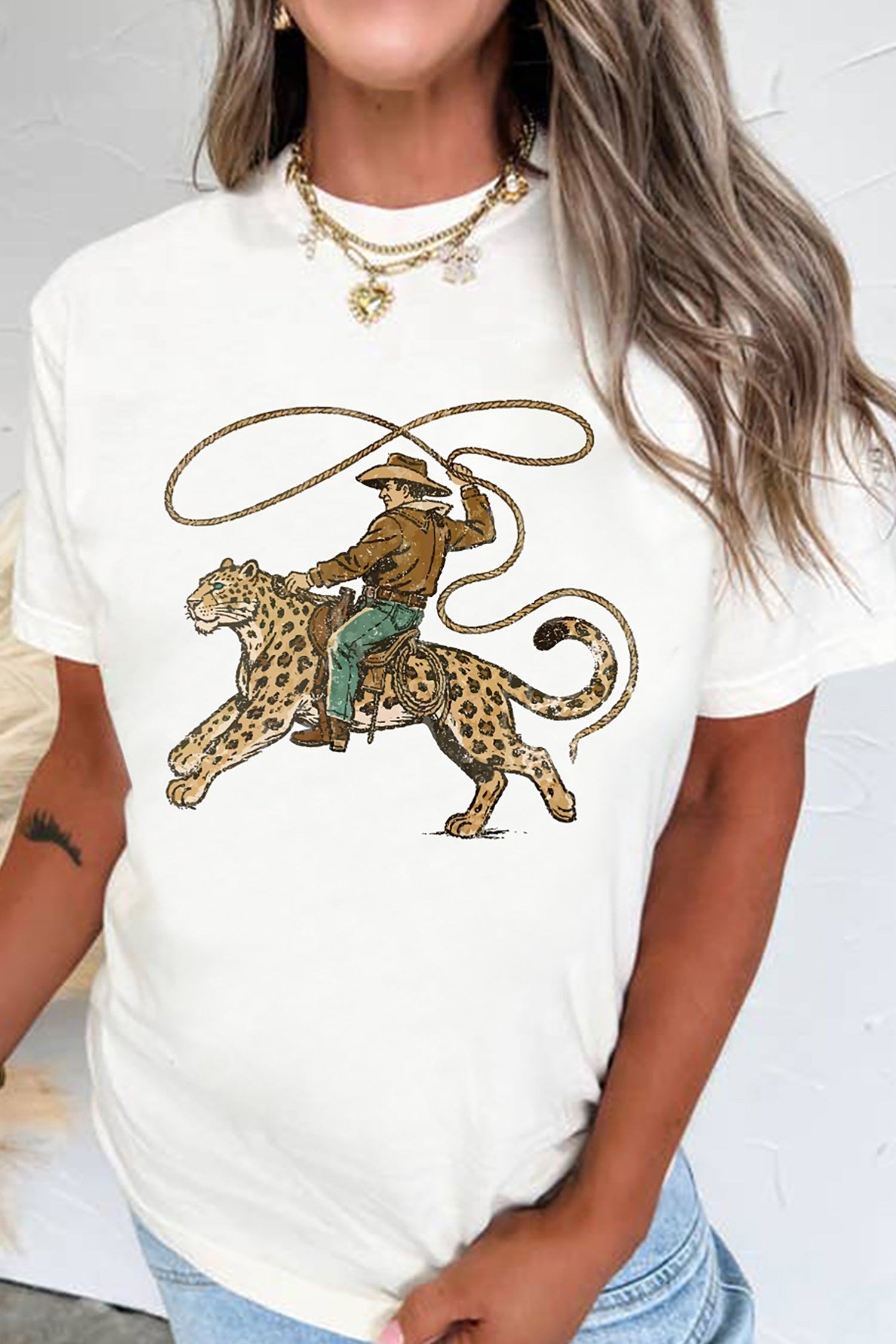  Aaria Tees