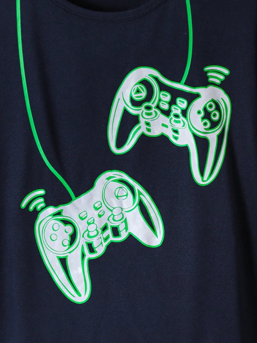  Aaria Tees