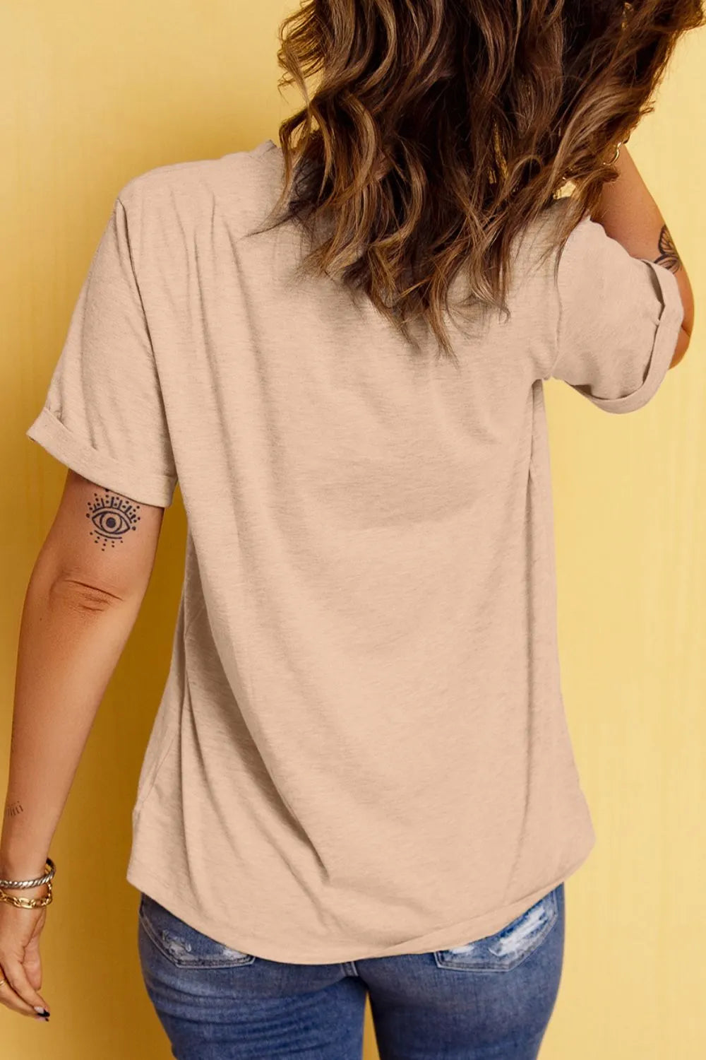  Aaria Tees