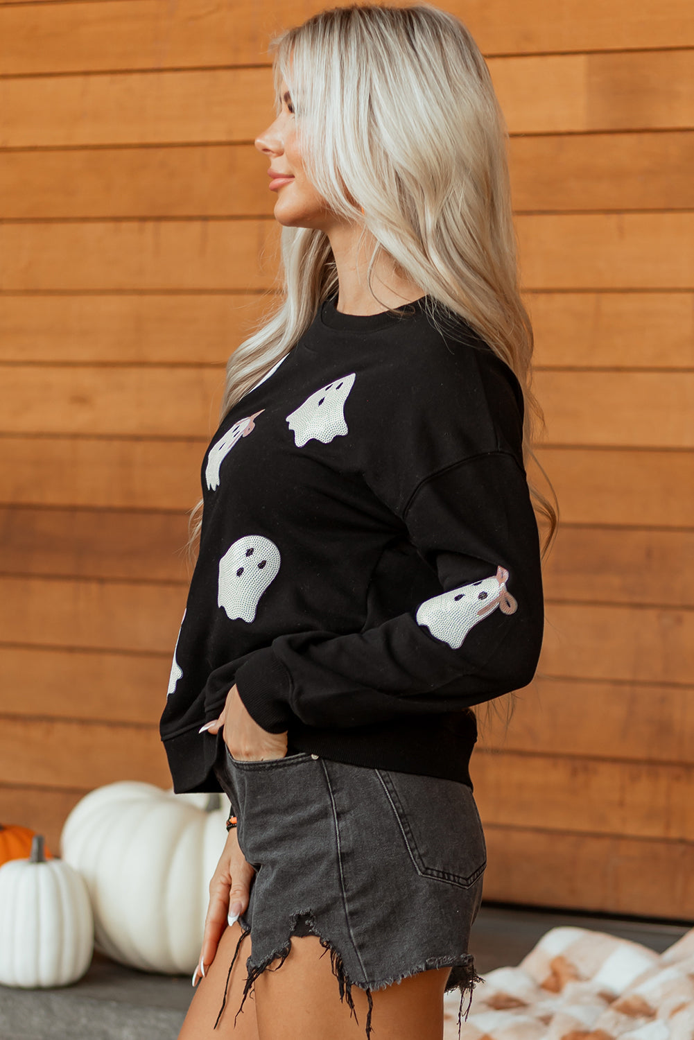  Aaria Tees