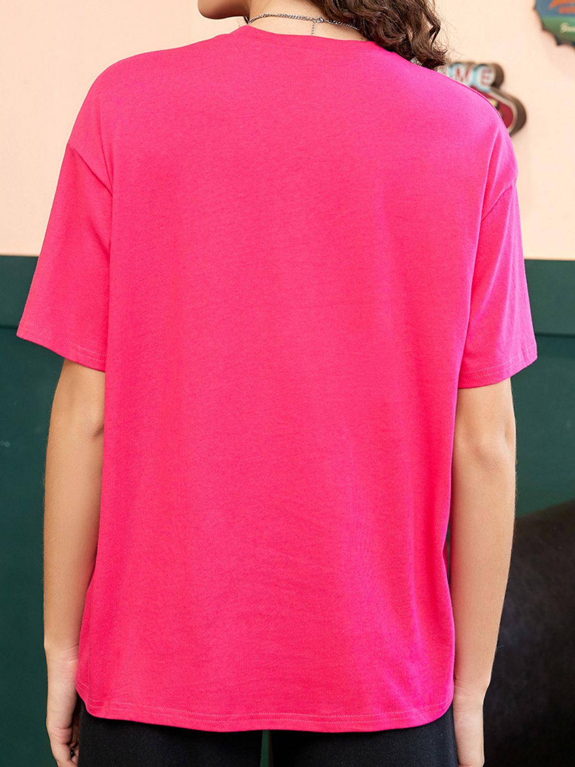  Aaria Tees