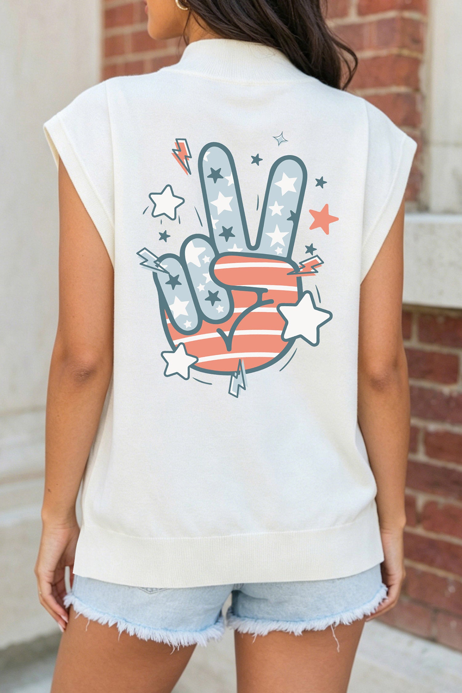  Aaria Tees