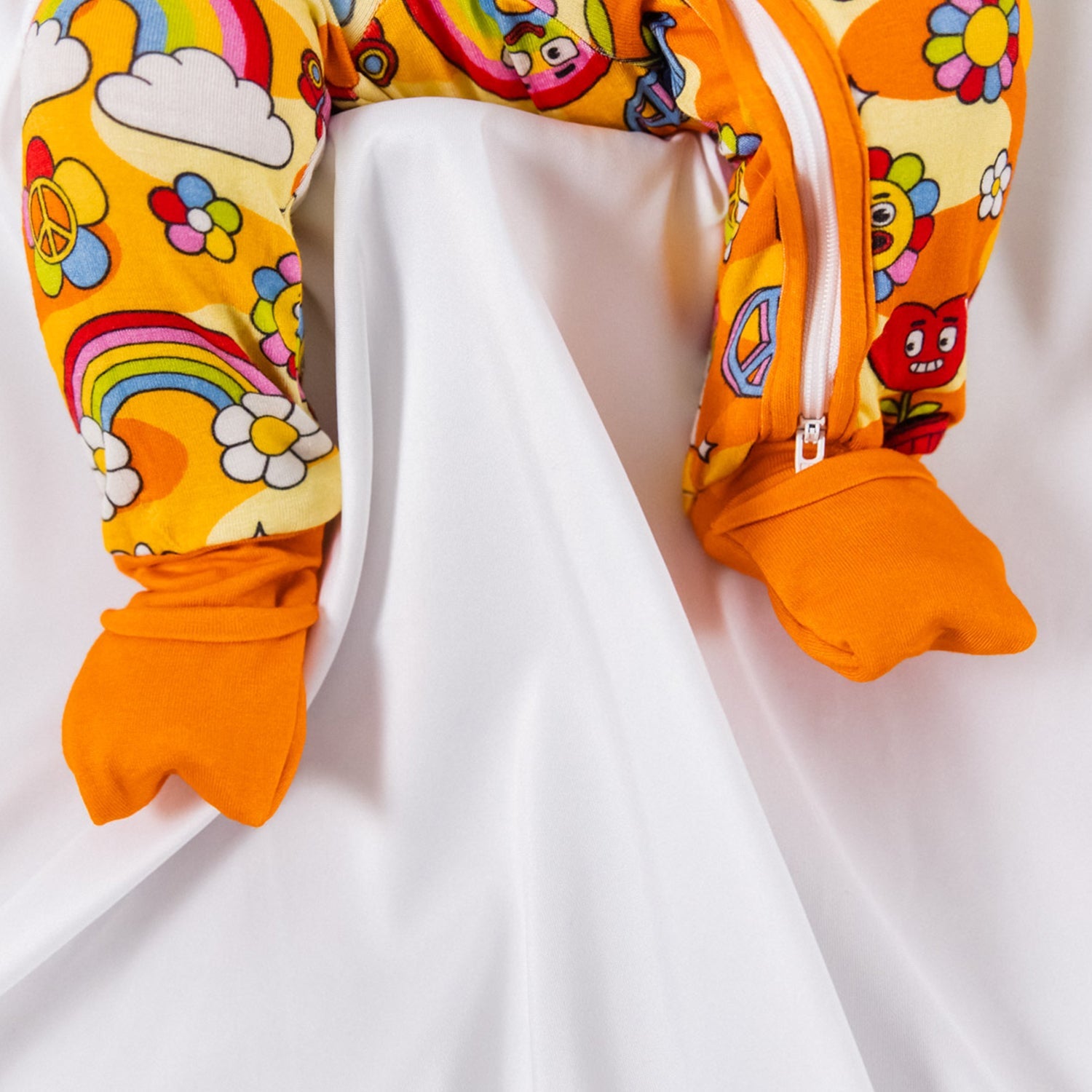 FLOWER FRIENDS BAMBOO ZIPPY - Aaria Tees Aaria Tees
